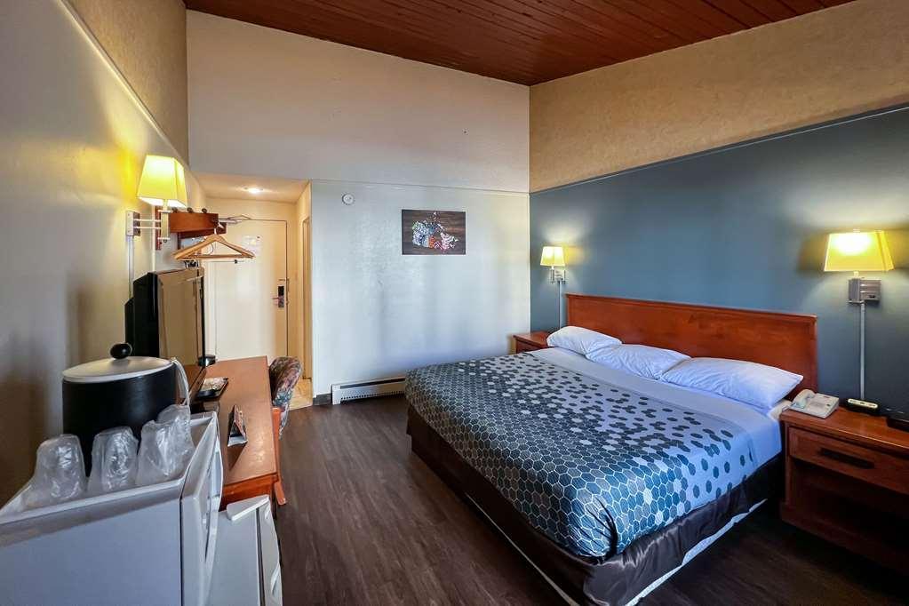 Econo Lodge Motel Village YYC Værelse billede